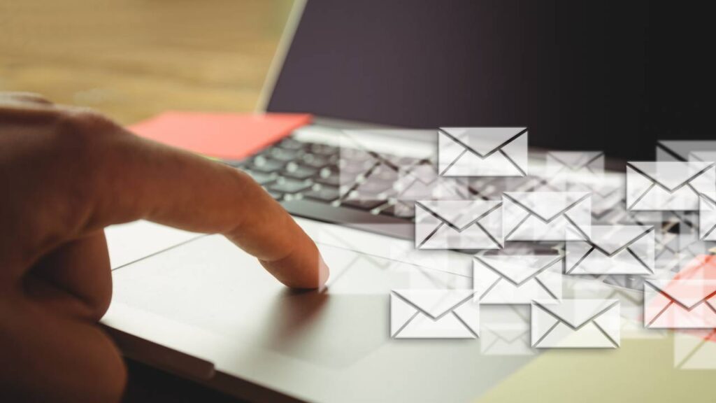 Qual é a importância do email empresarial